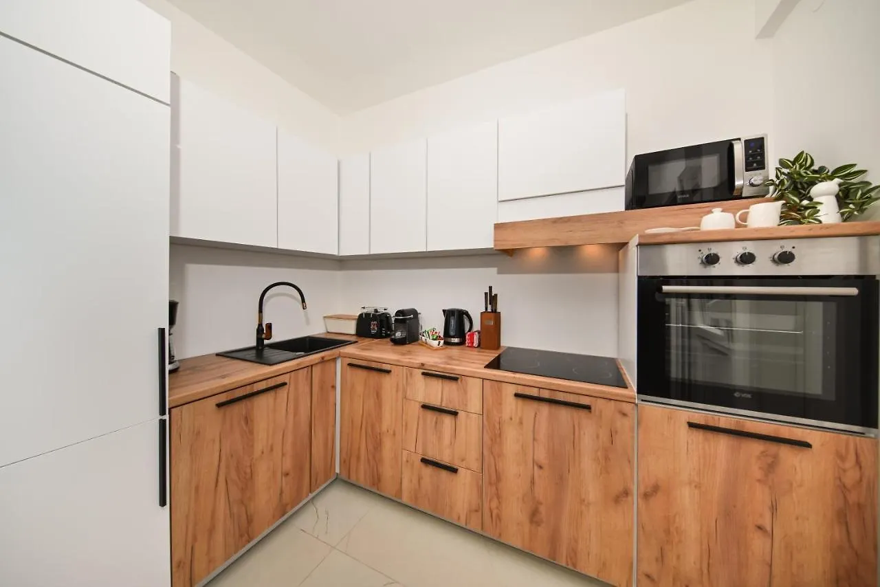 Apartman Nella With Sea Wiew