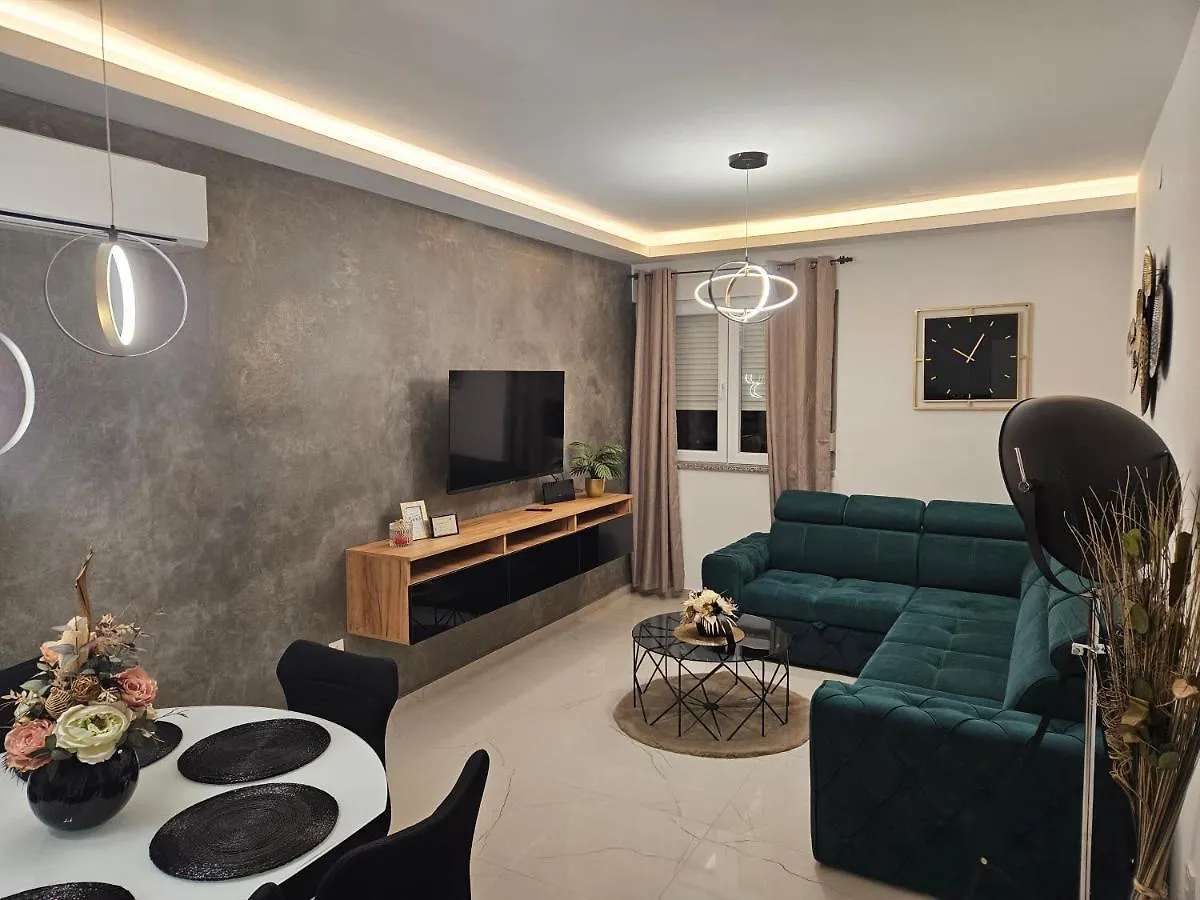 Apartman Nella With Sea Wiew  Zadar